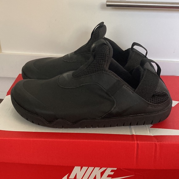 on cloud nursing shoes